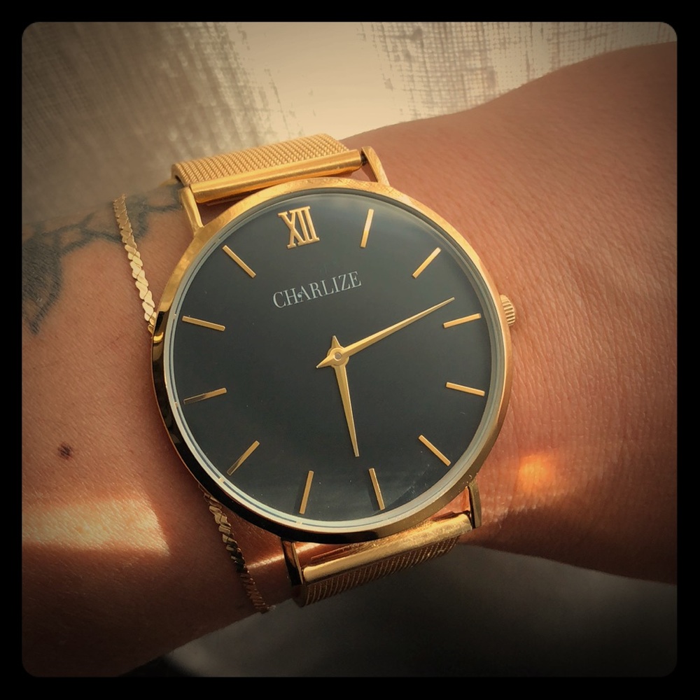 Charlize Watch